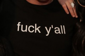 Порнозвёзды надели футболки с надписью "Fuck y'all"
