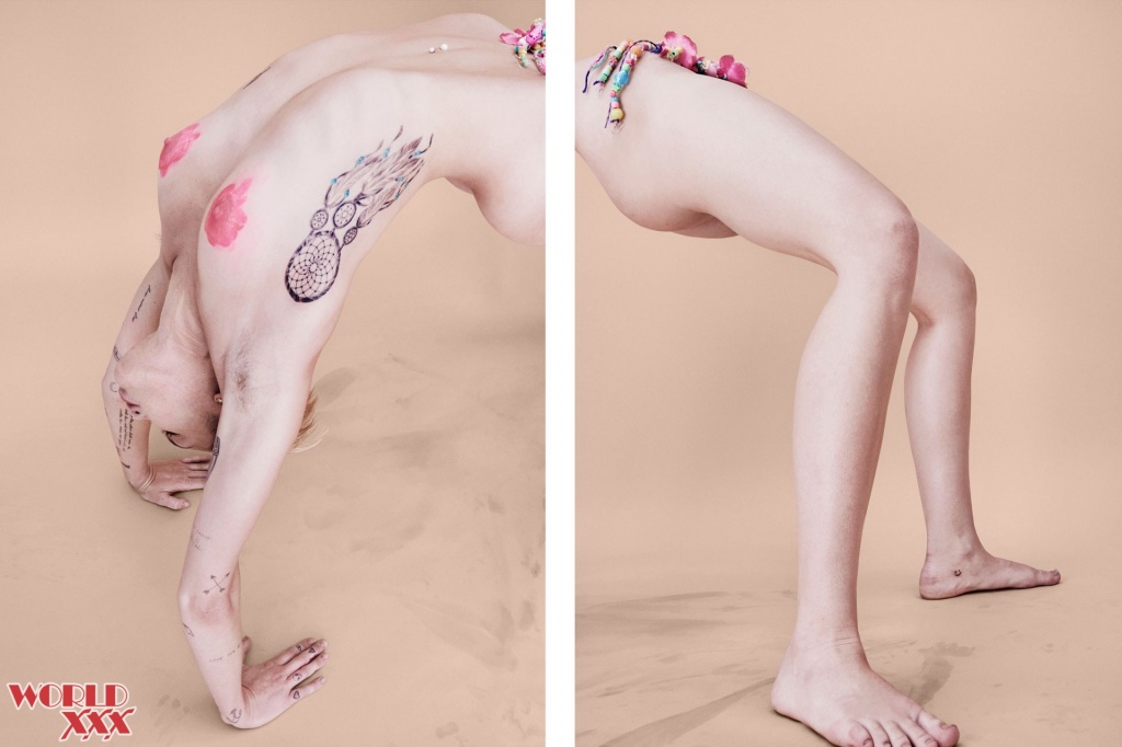 Myley Cyrus Nude (5).jpg