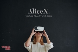AJ Studios будут обеспечивать AliceX VR эксклюзивными «cam» моделями
