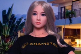 xHamster представили секс куклу xHamsterina